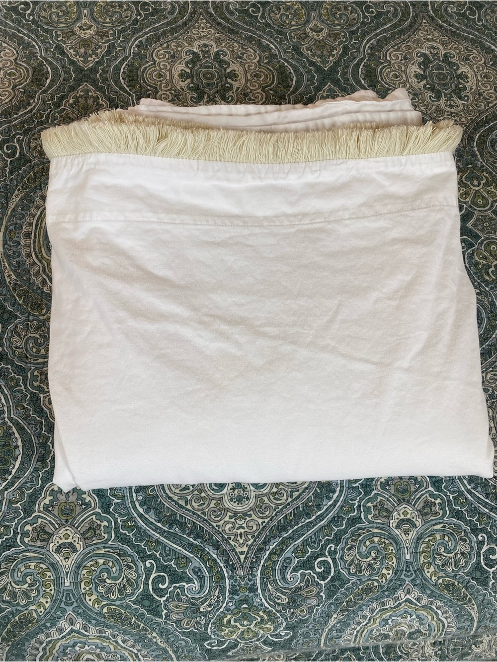 Opalhouse Cream Fringe accent flat sheet in white King 100% cotton